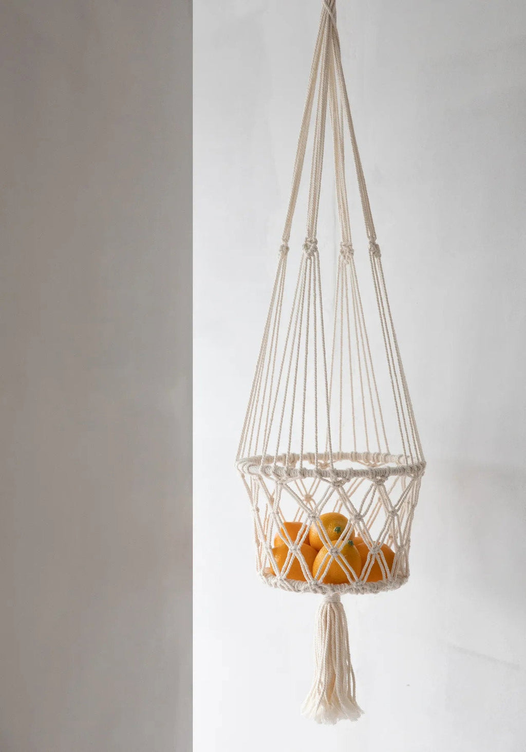 The Macrame Plant Holder - White - M_40