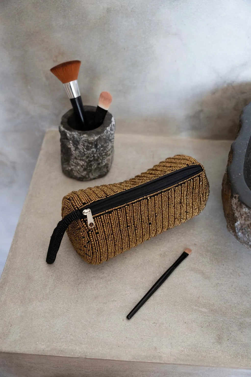 El estuche para lápices - dorado