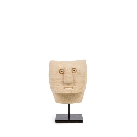La Piedra Sumba n.º 23 con base