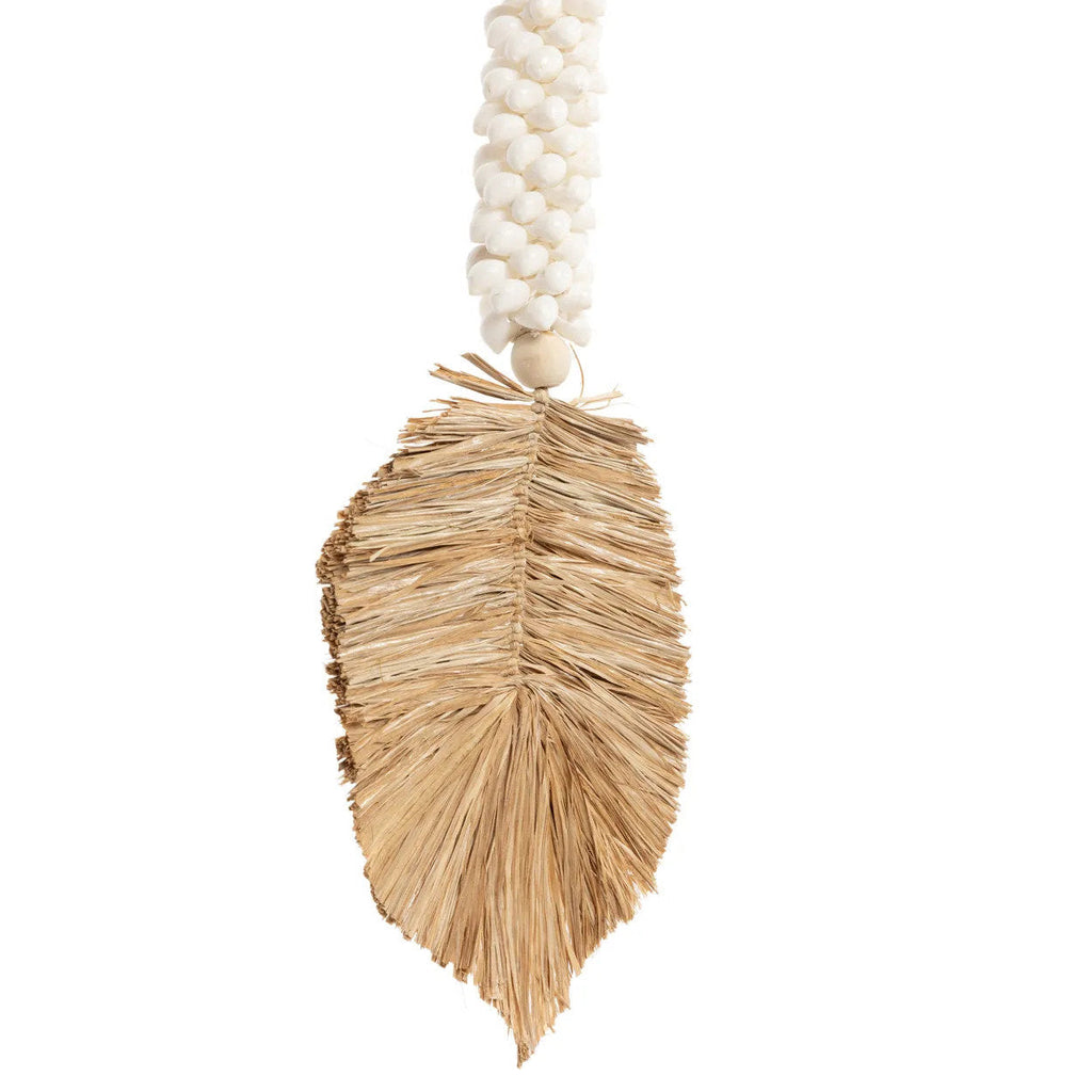 The Raffia Shell Tassel - White Natural