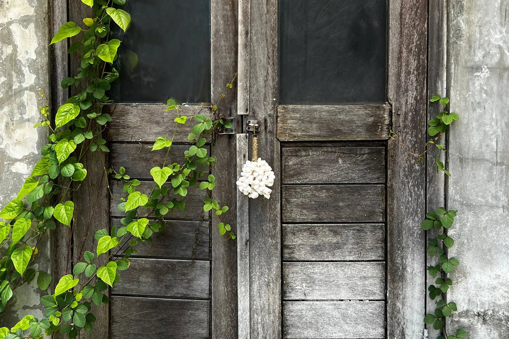 Llavero de concha Kai - Blanco