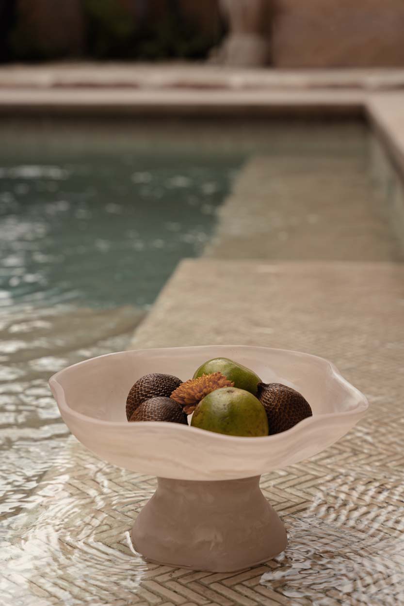 Frutero orgánico de resina - rosa y blanco