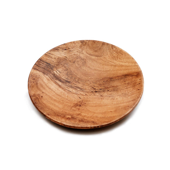 El plato redondo de raíz de teca - M