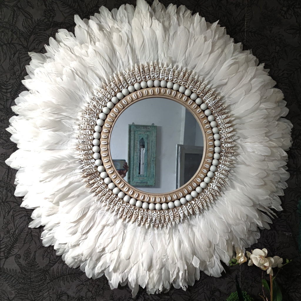 ESPEJO DE PLUMAS blancas y conchas bimbi - Diámetro 95 cm