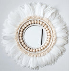 ESPEJO DE PLUMAS, macrame y cuentas de madera