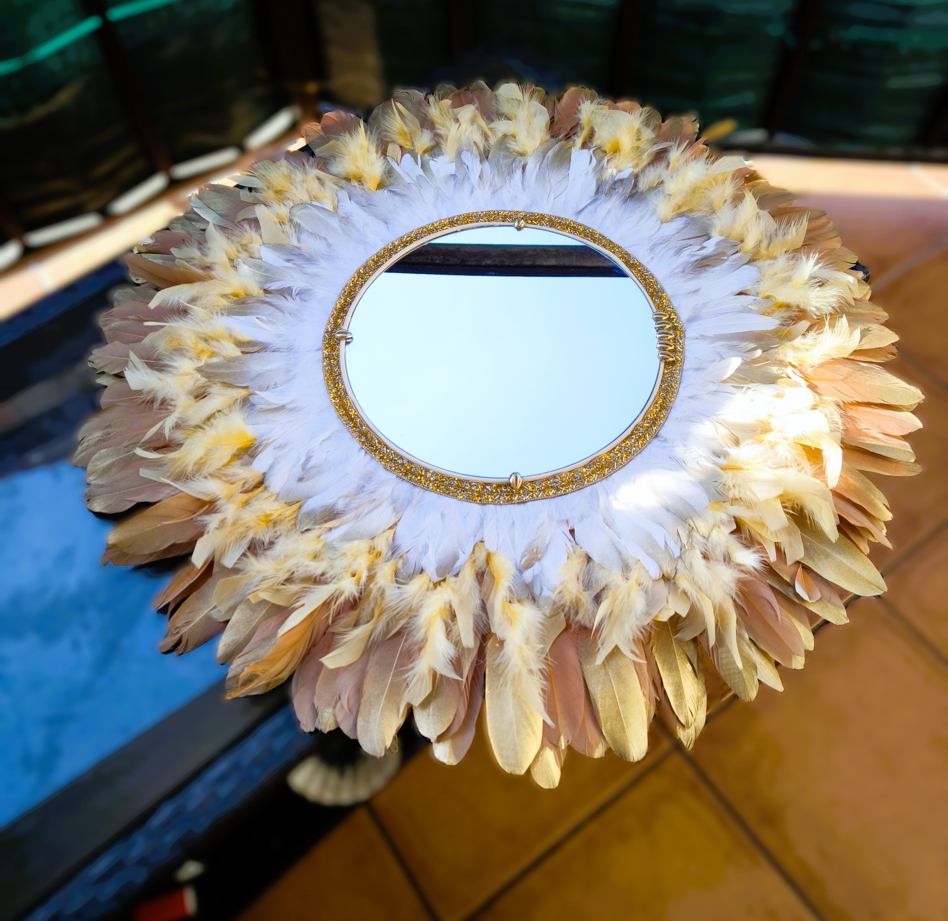 Espejo de plumas "Sol dorado”