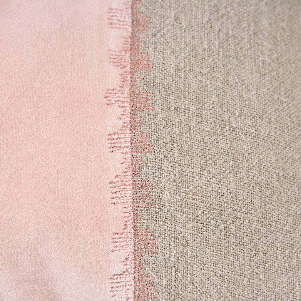 De Velvet Divorce Kussensloop - Natuurlijke Roze - 30x50