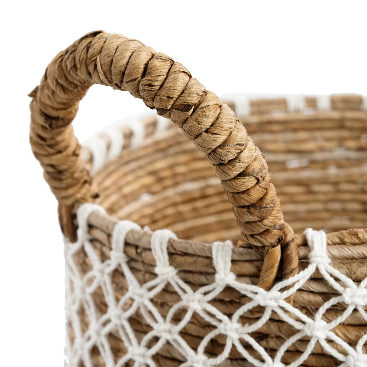 The Crossed Stitched Macrame Basket - M