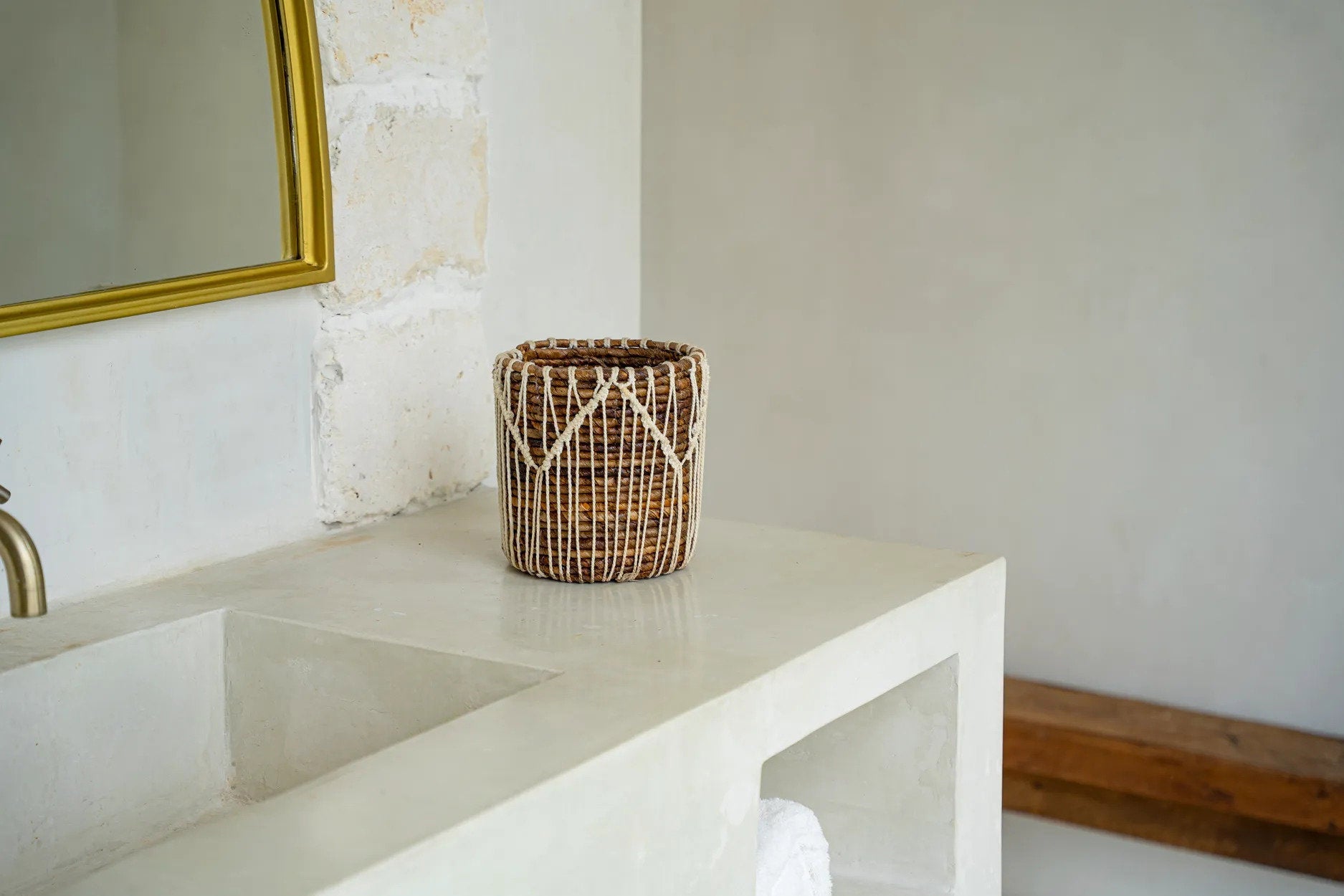 The Macra-mazing Basket - Natural White - S