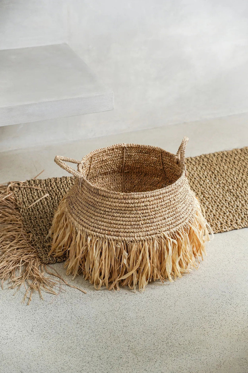 The Raffia Deluxe Baskets - Natural - Medium