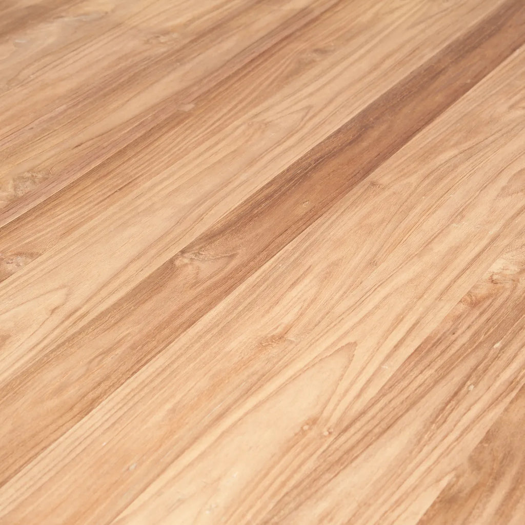 The Yikko Dining Table - Indoor