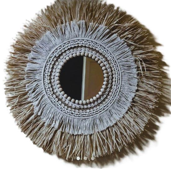 Espejo de fibras y macramé